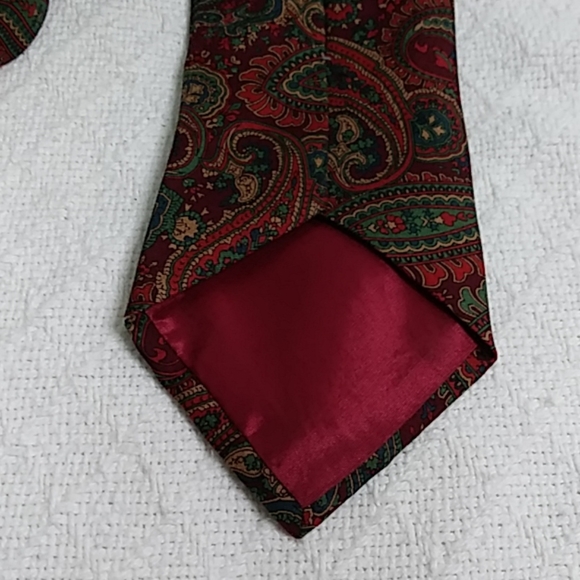 Frank Theak & Roskilly Paisley Tie - Picture 4 of 5